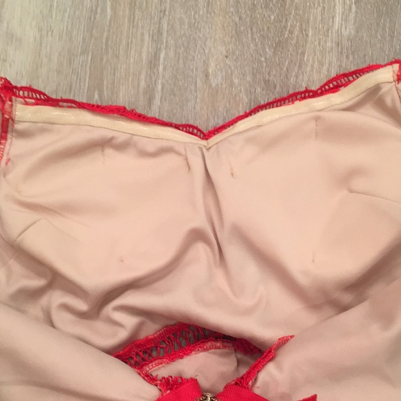 Francesca’s red lace off the shoulder dress size small - Picture 10 of 14